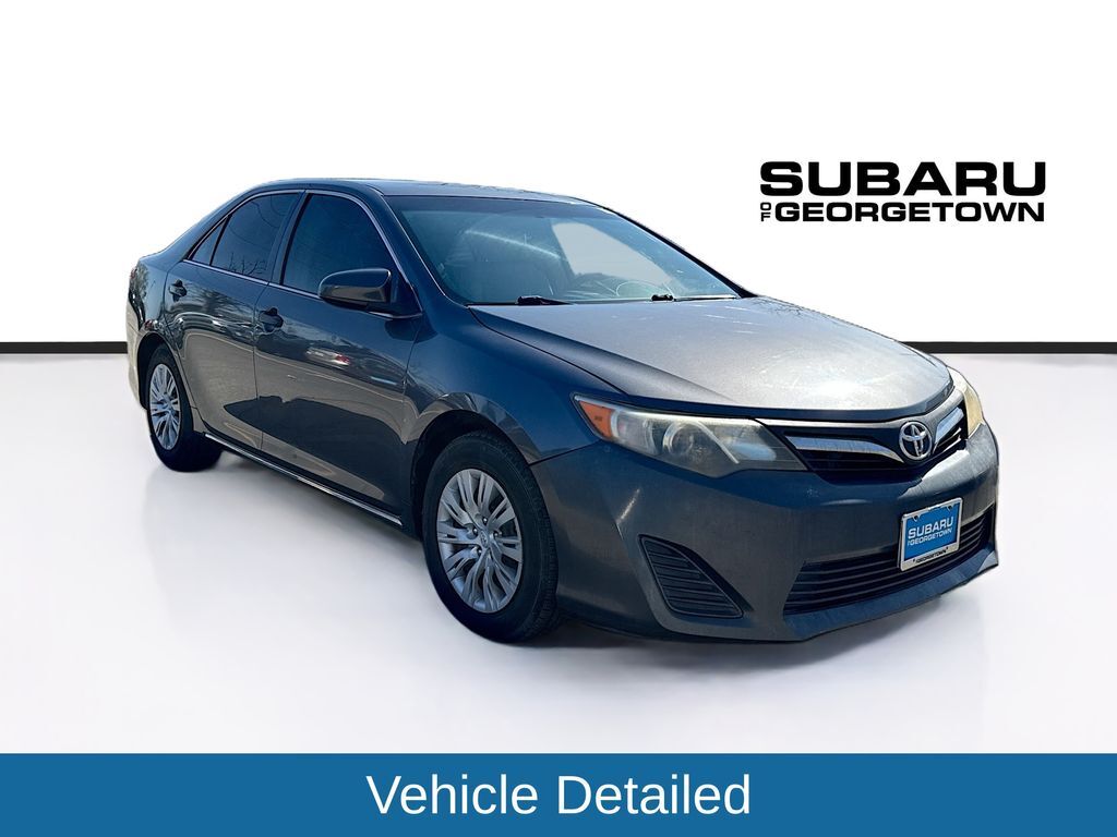 2013 TOYOTA Camry