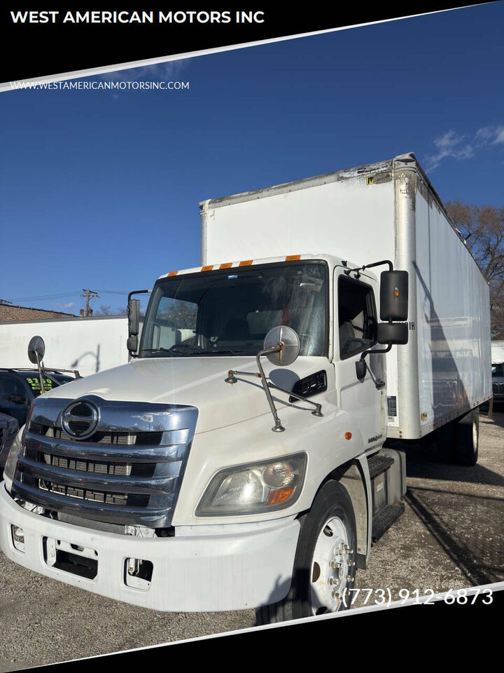 2017 HINO Conventional Type Truck