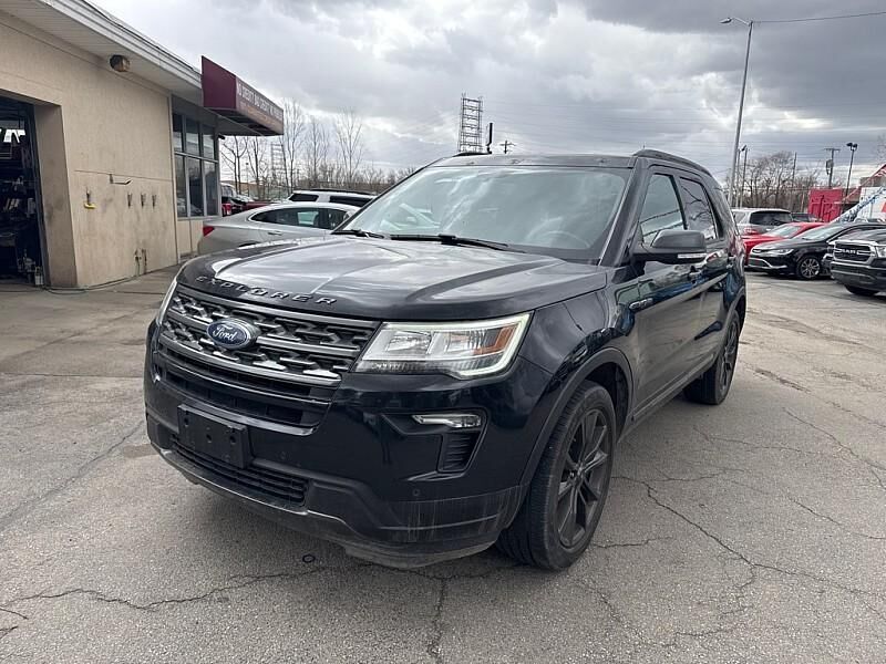 2019 FORD Explorer