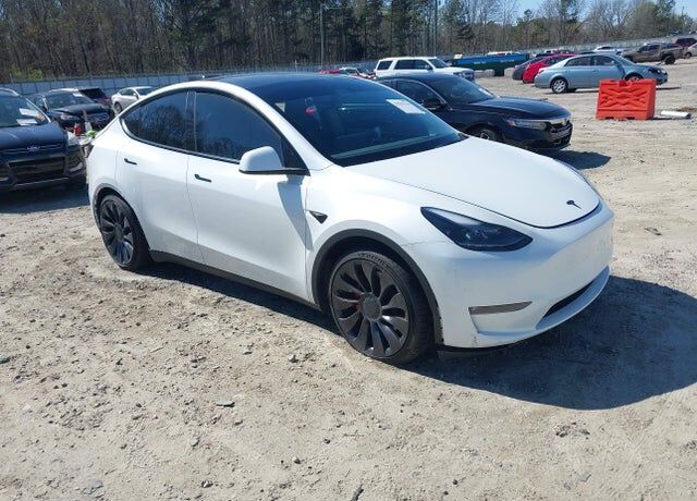 2023 TESLA Model Y