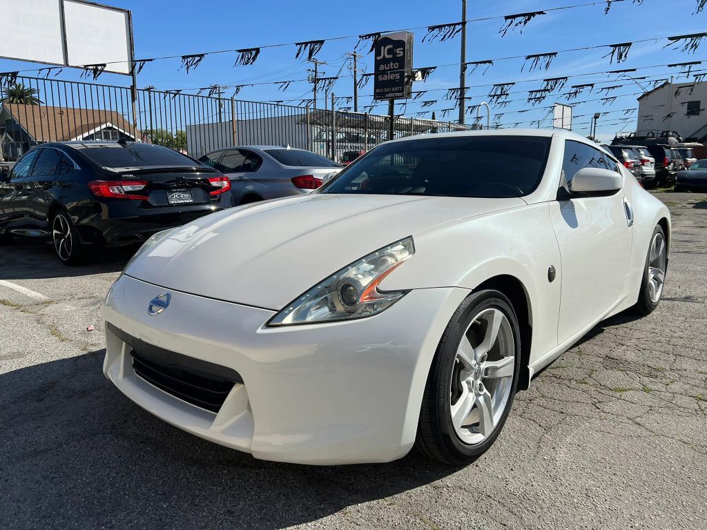 2011 NISSAN 370Z