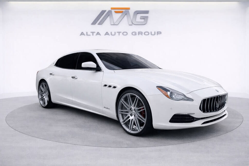 2017 MASERATI Quattroporte