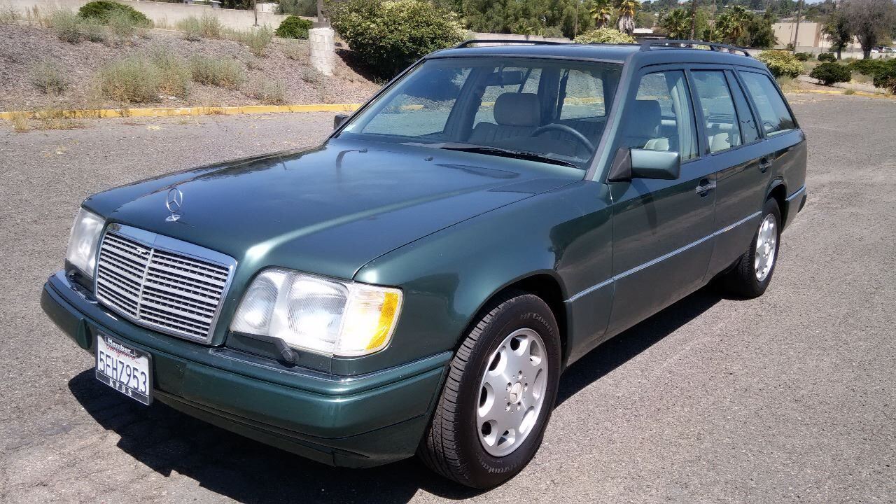 1995 MERCEDES-BENZ E-Class