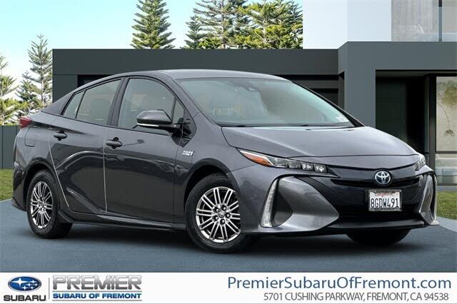 2018 TOYOTA Prius