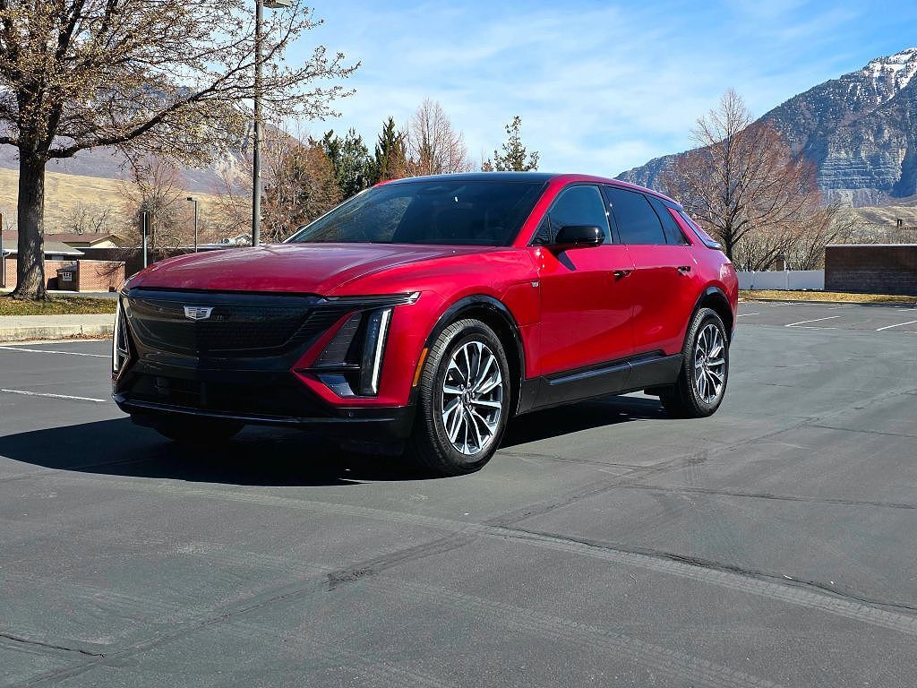 2024 CADILLAC Lyriq