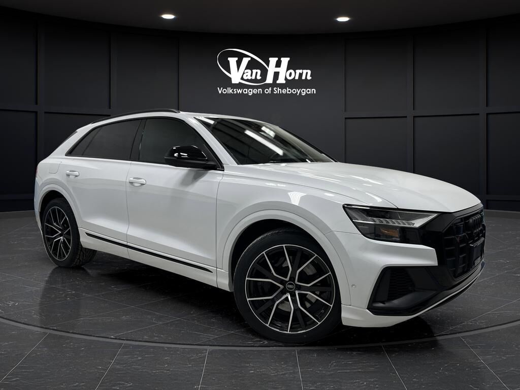 2022 AUDI SQ8