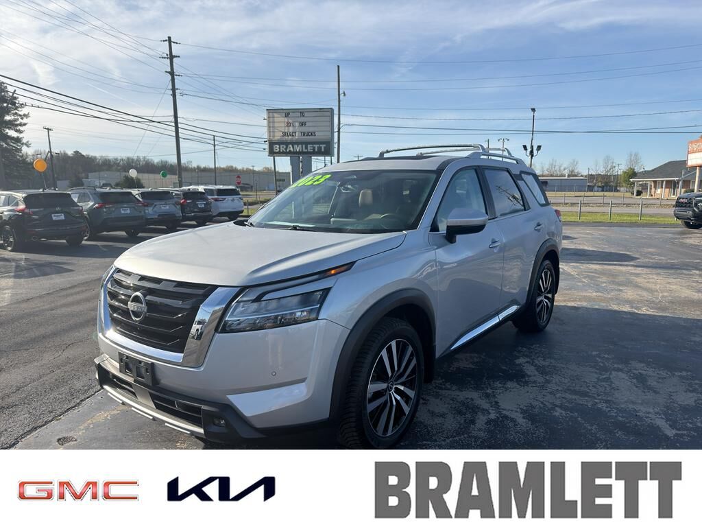 2023 NISSAN Pathfinder