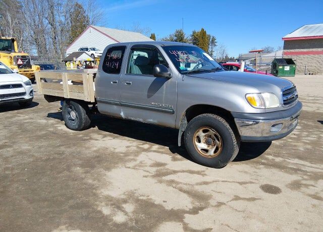 2002 TOYOTA Tundra