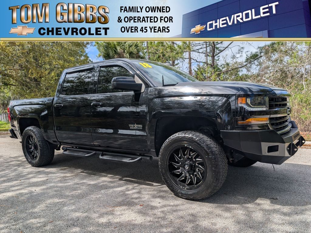 2018 CHEVROLET Silverado