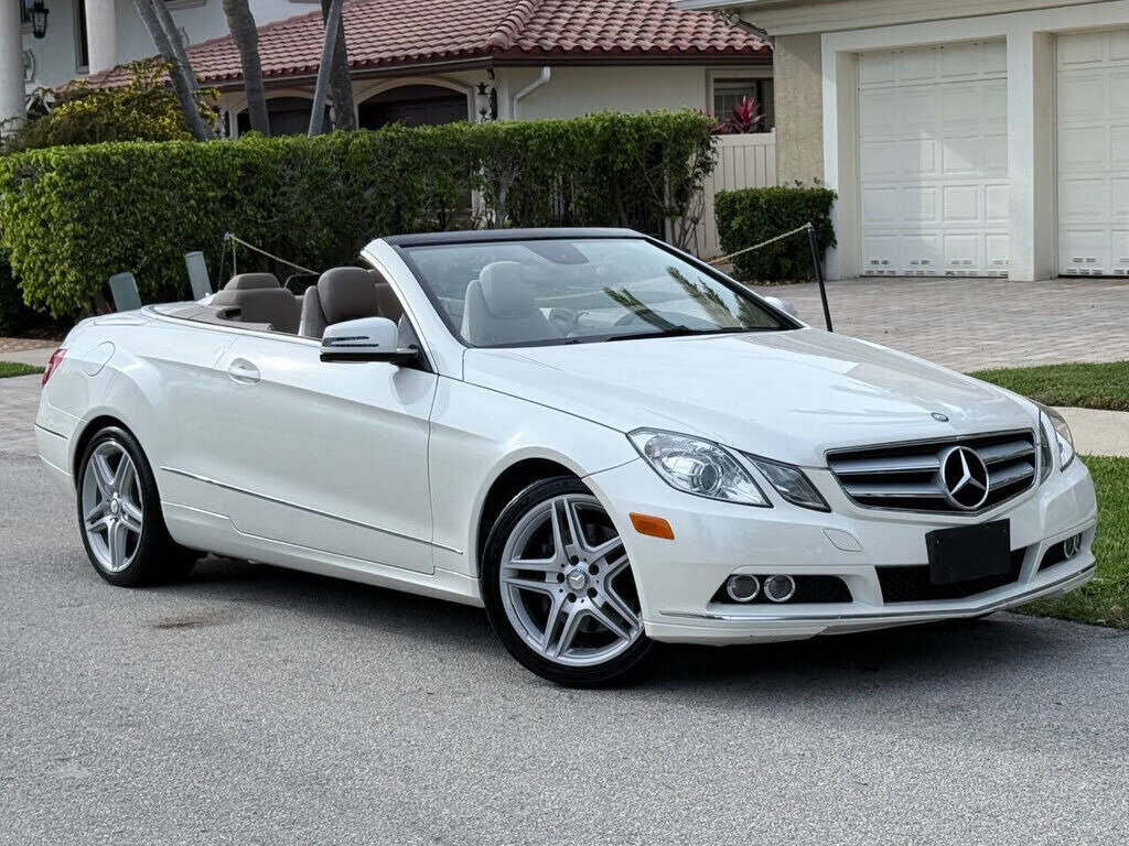 2011 MERCEDES-BENZ E-Class