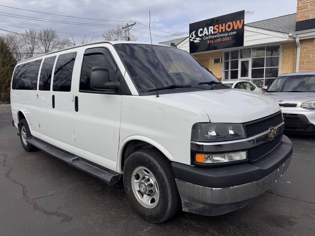 2020 CHEVROLET Express