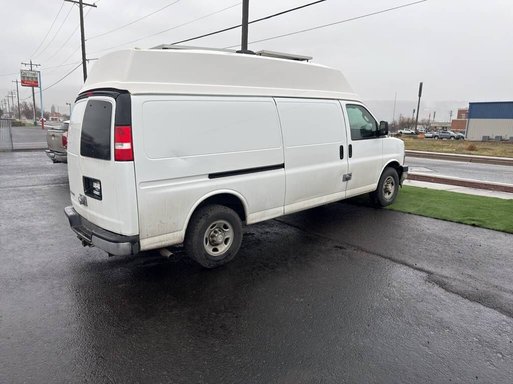 2017 CHEVROLET Express