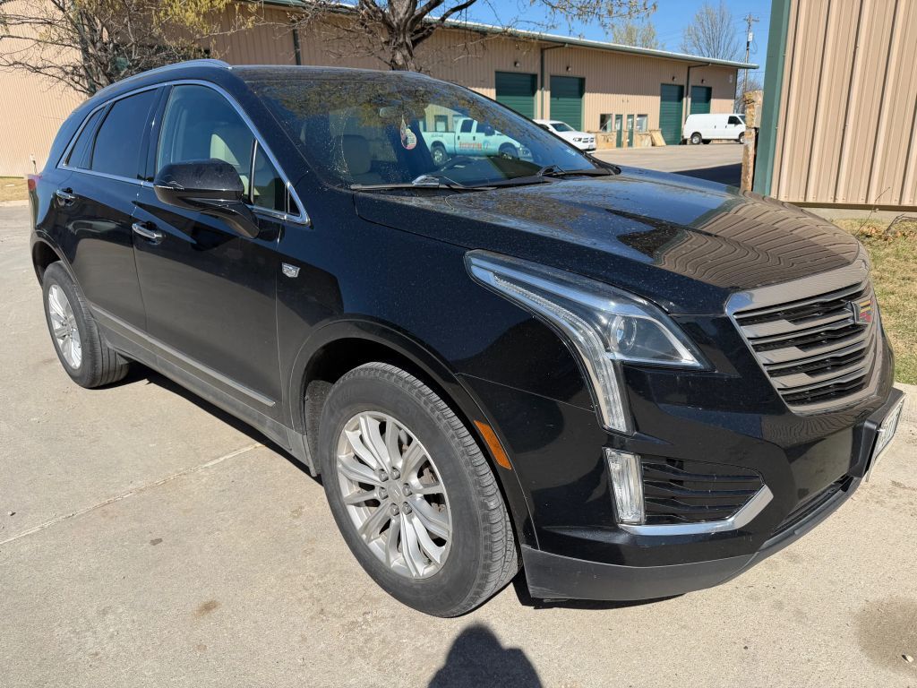 2017 CADILLAC XT5