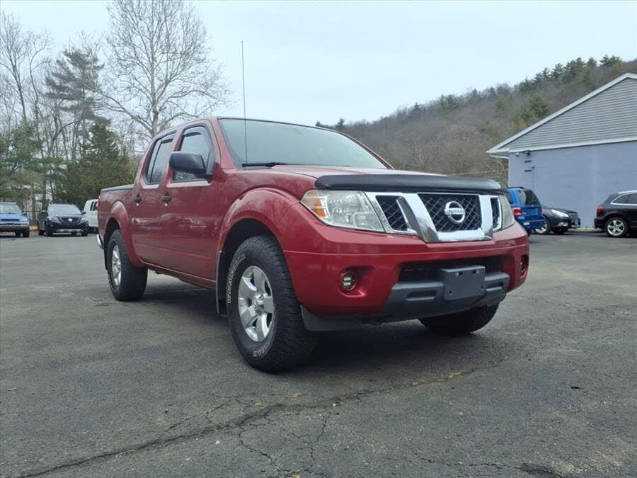 2012 NISSAN Frontier