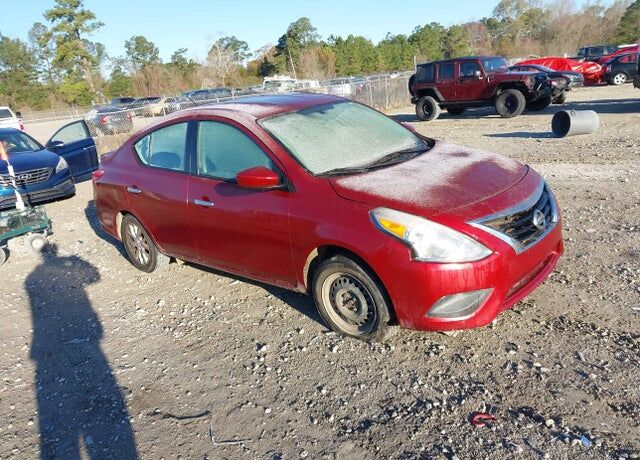 2019 NISSAN Versa