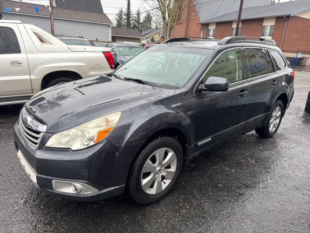 2012 SUBARU Outback