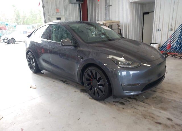 2022 TESLA Model Y
