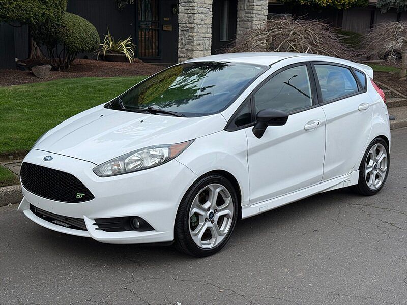 2015 FORD Fiesta
