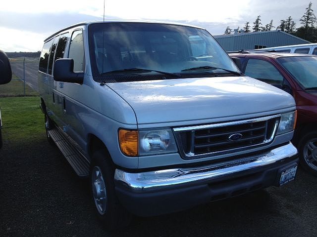 2006 FORD E-350