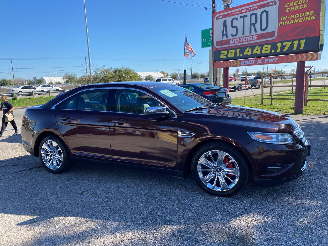 2011 FORD Taurus