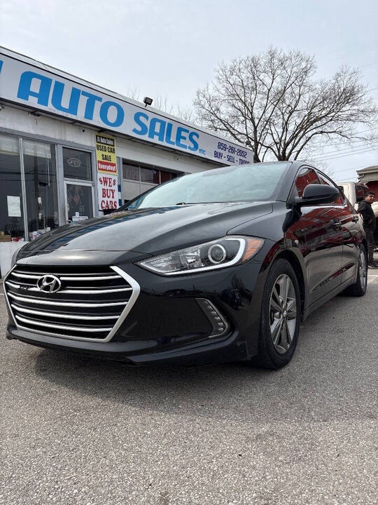 2017 HYUNDAI Elantra