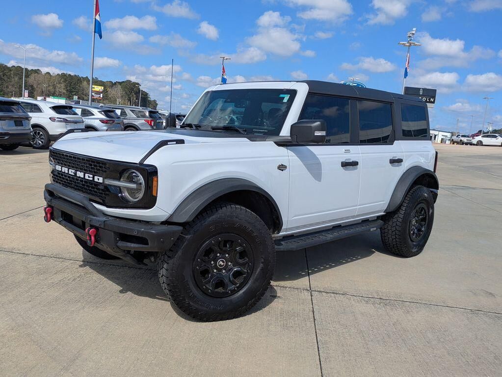 2023 FORD Bronco