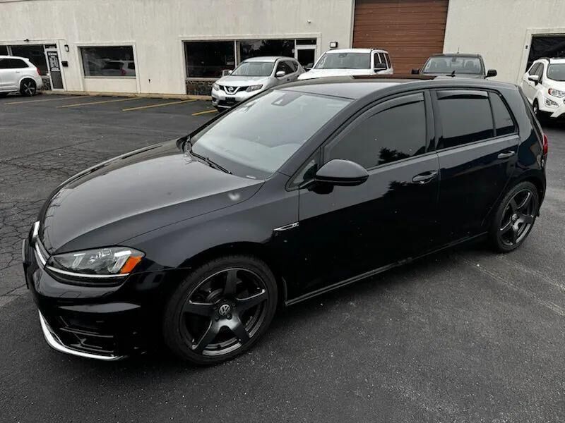 2016 VOLKSWAGEN Golf R