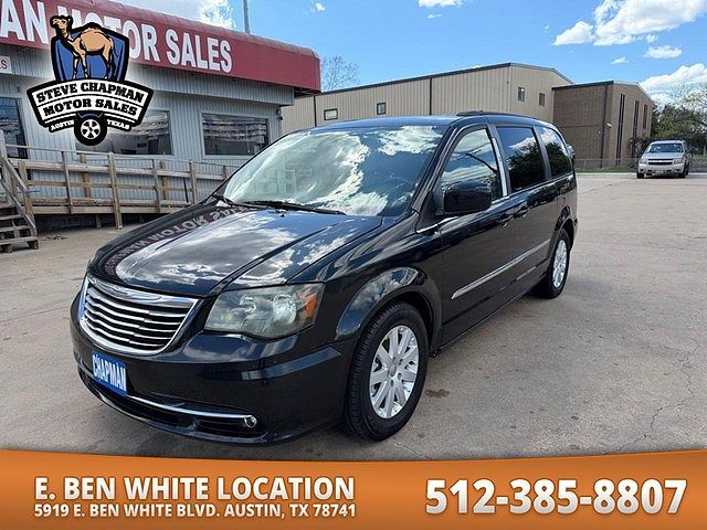 2014 CHRYSLER Town and Country