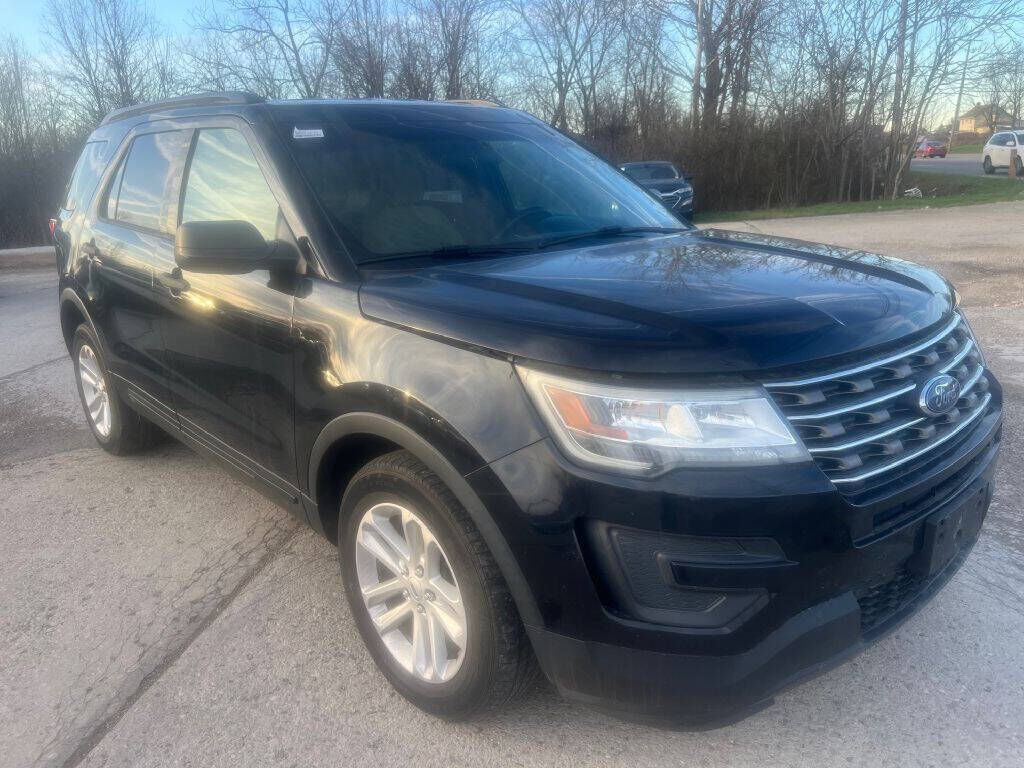 2017 FORD Explorer