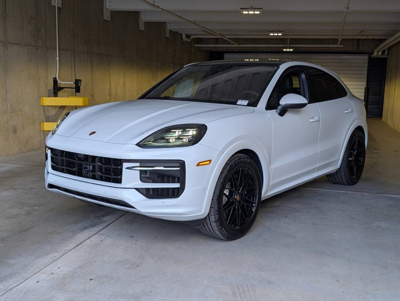 2026 PORSCHE Cayenne
