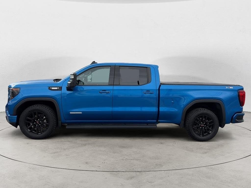 2023 GMC Sierra
