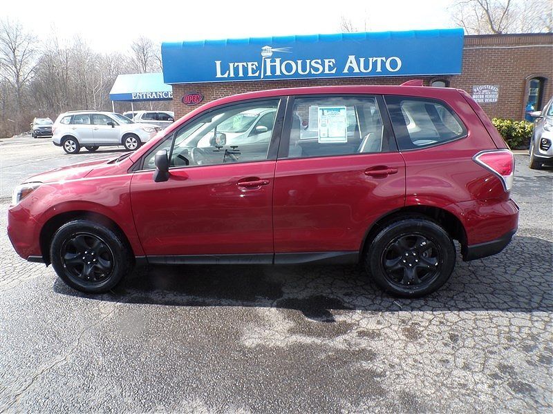 2017 SUBARU Forester