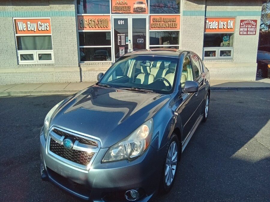 2013 SUBARU Legacy
