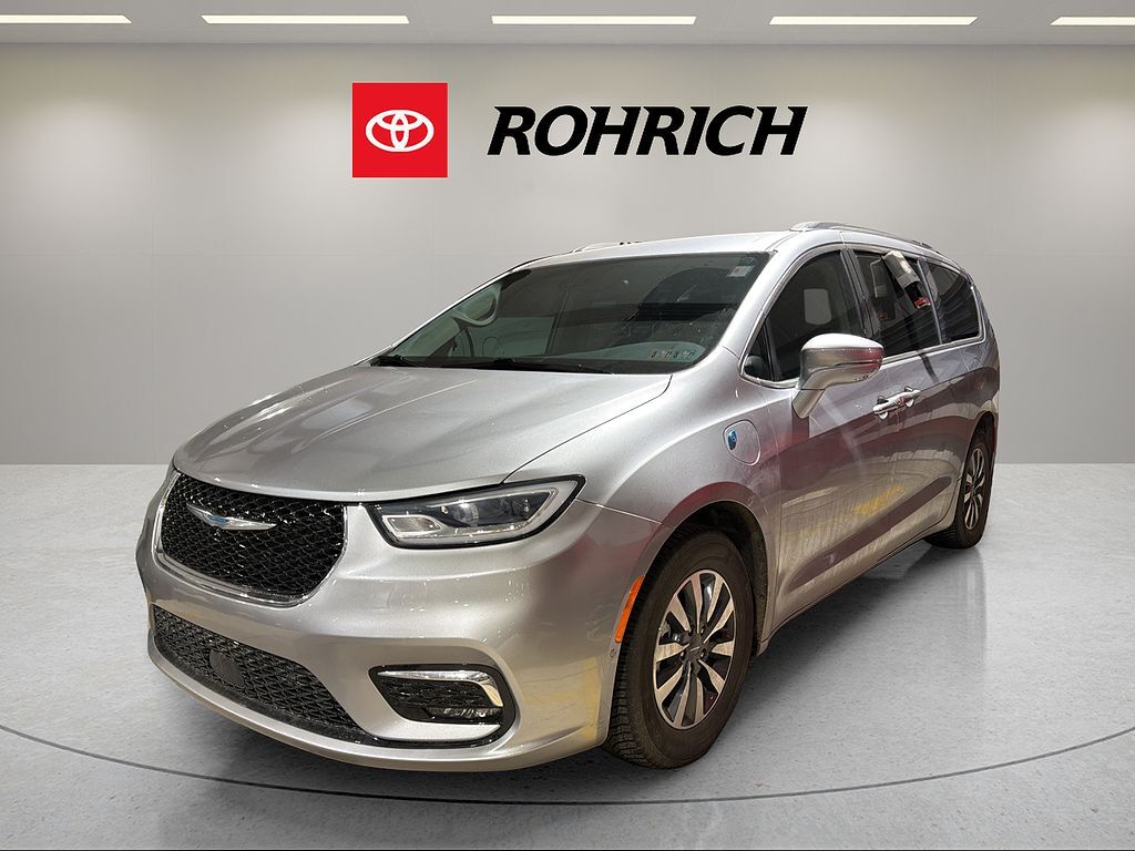 2021 CHRYSLER Pacifica