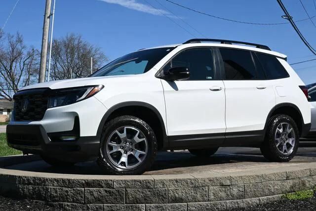 2023 HONDA Passport