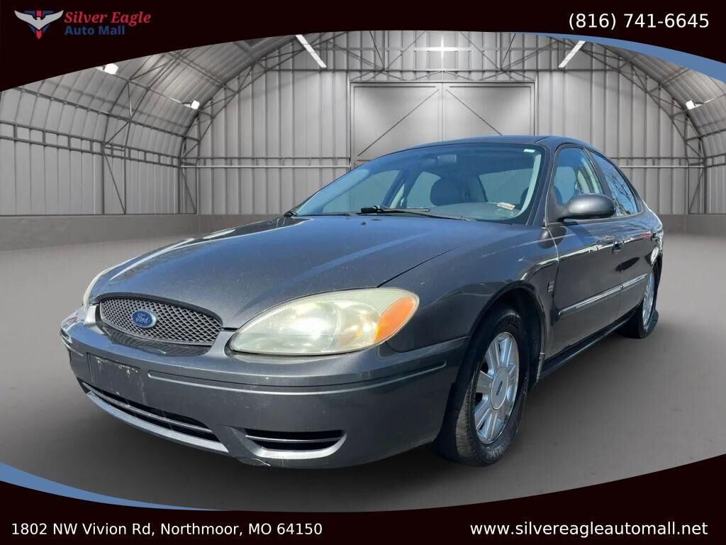 2004 FORD Taurus