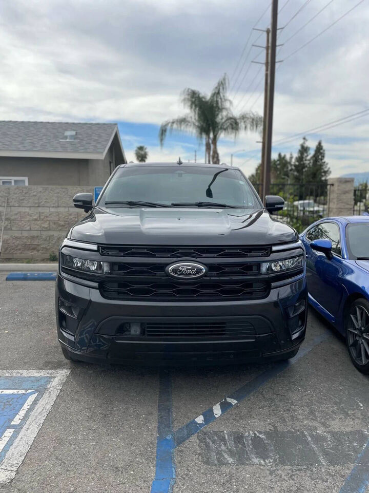 2024 FORD Expedition