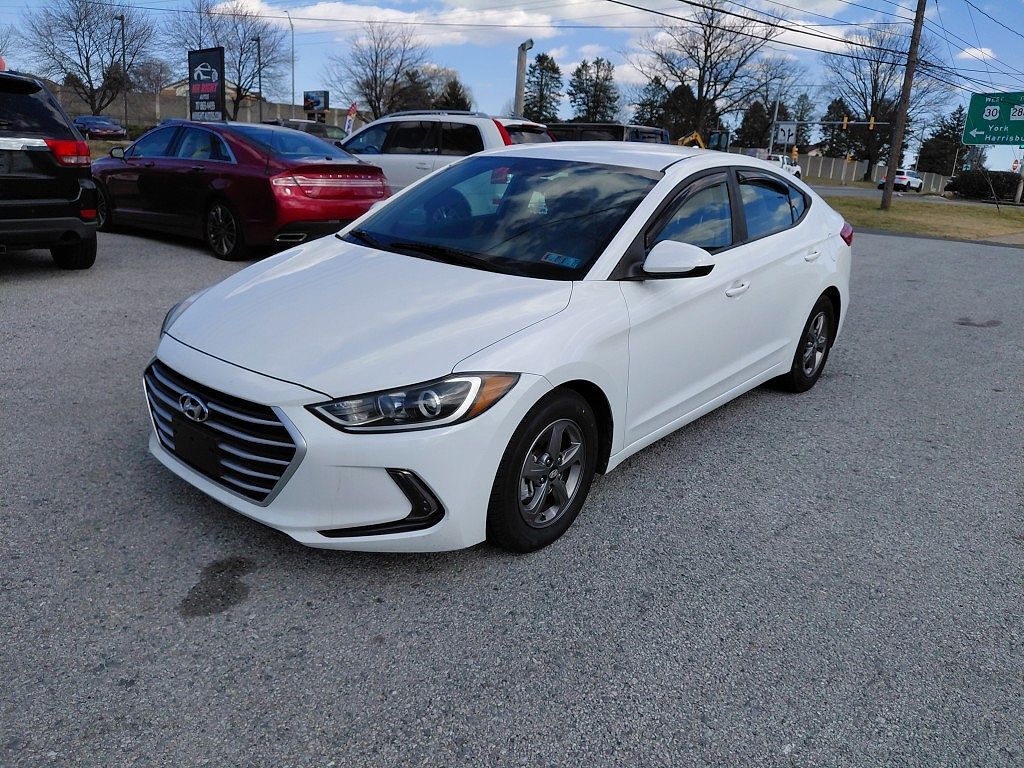 2017 HYUNDAI Elantra