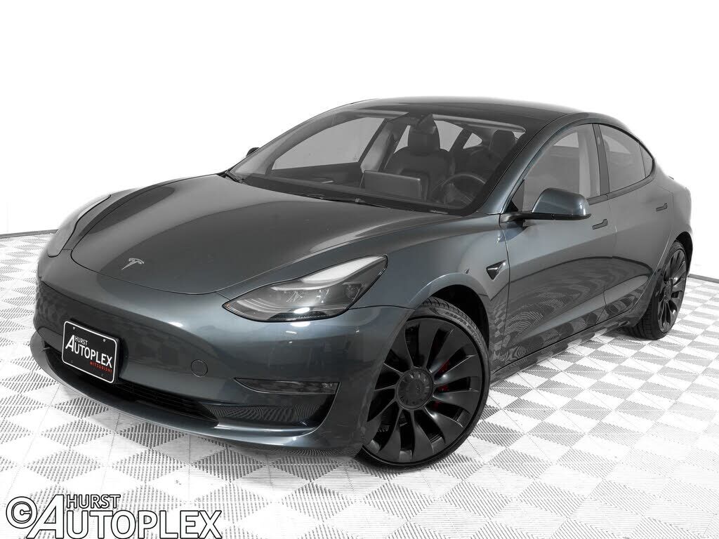 2023 TESLA Model 3