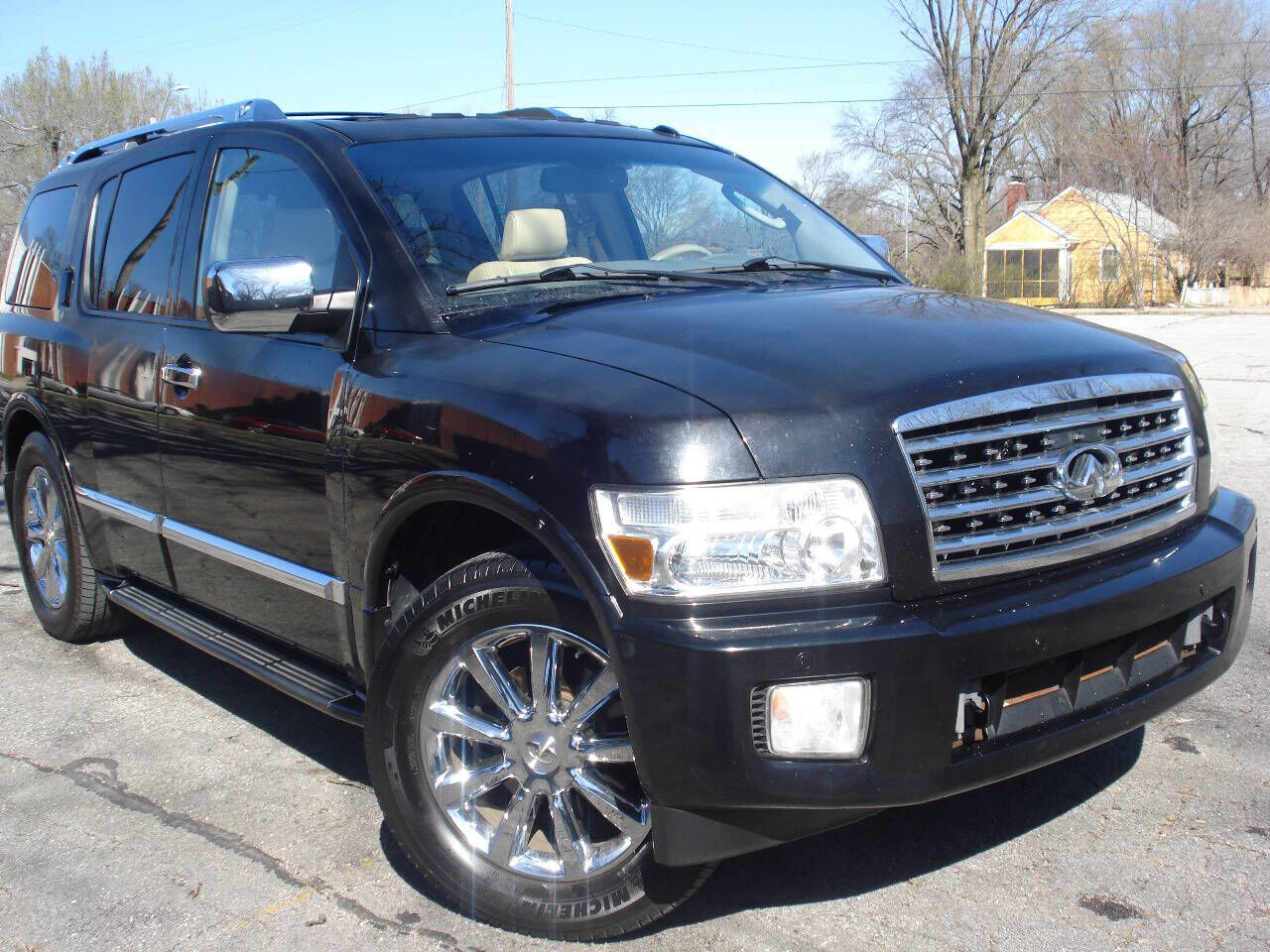 2010 INFINITI QX56