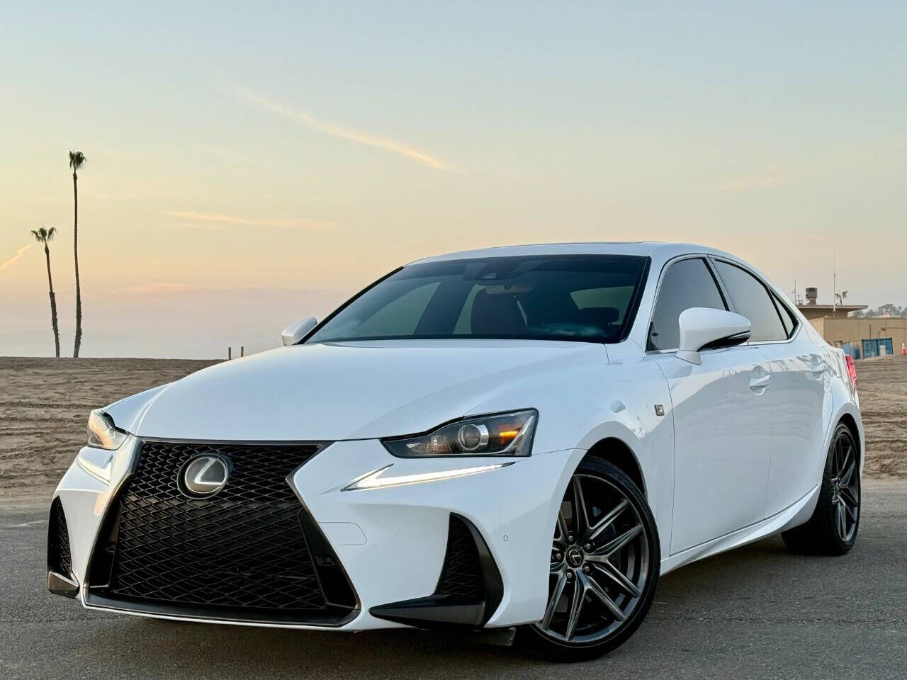 2019 LEXUS IS