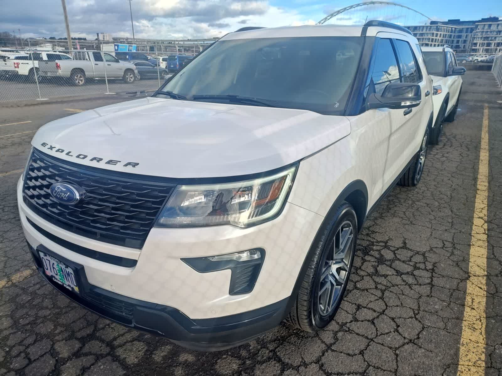 2018 FORD Explorer