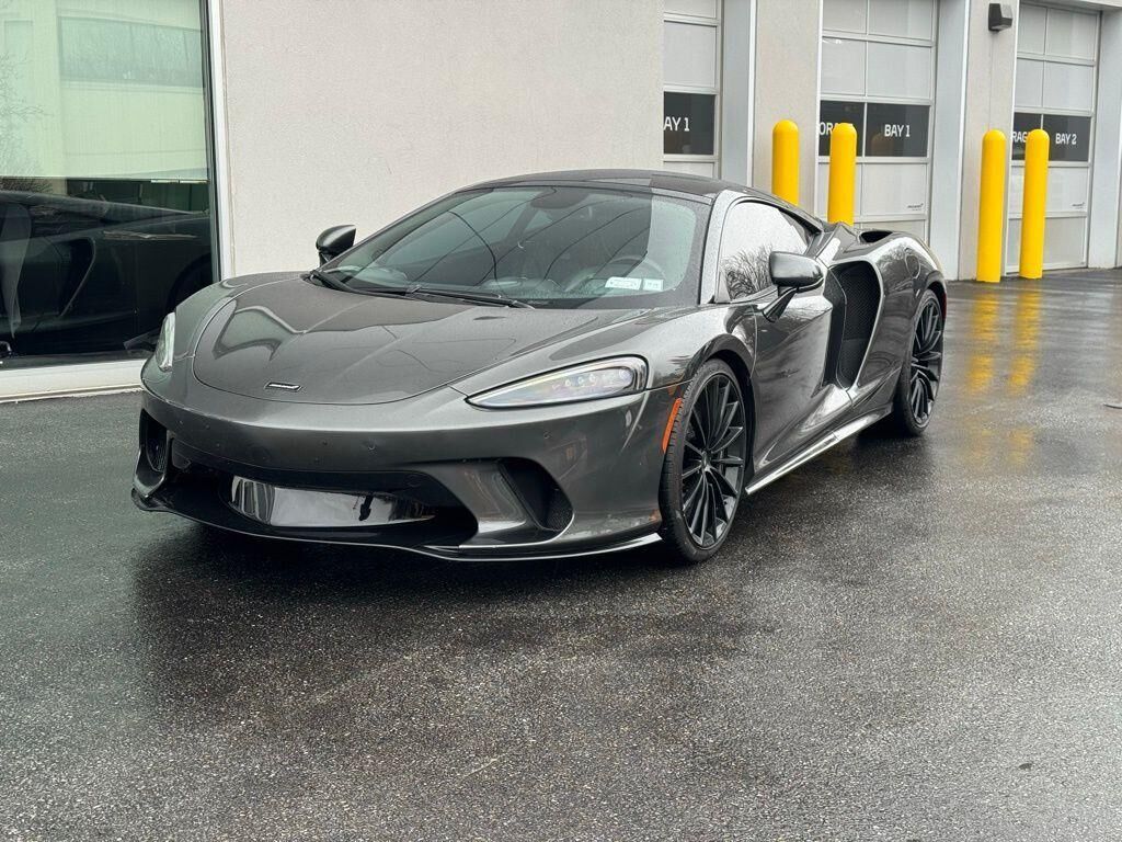 2021 MCLAREN GT