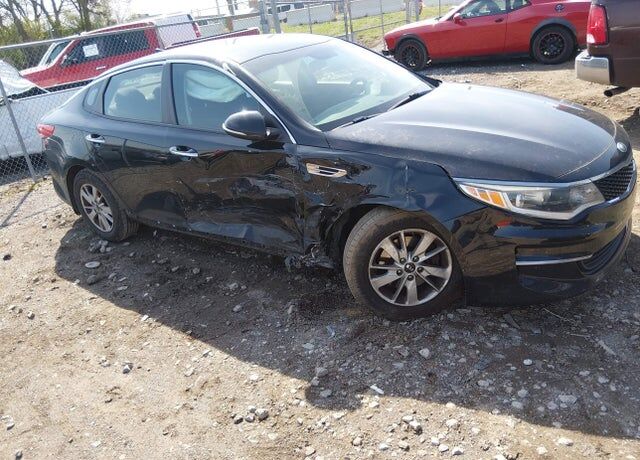 2017 KIA Optima