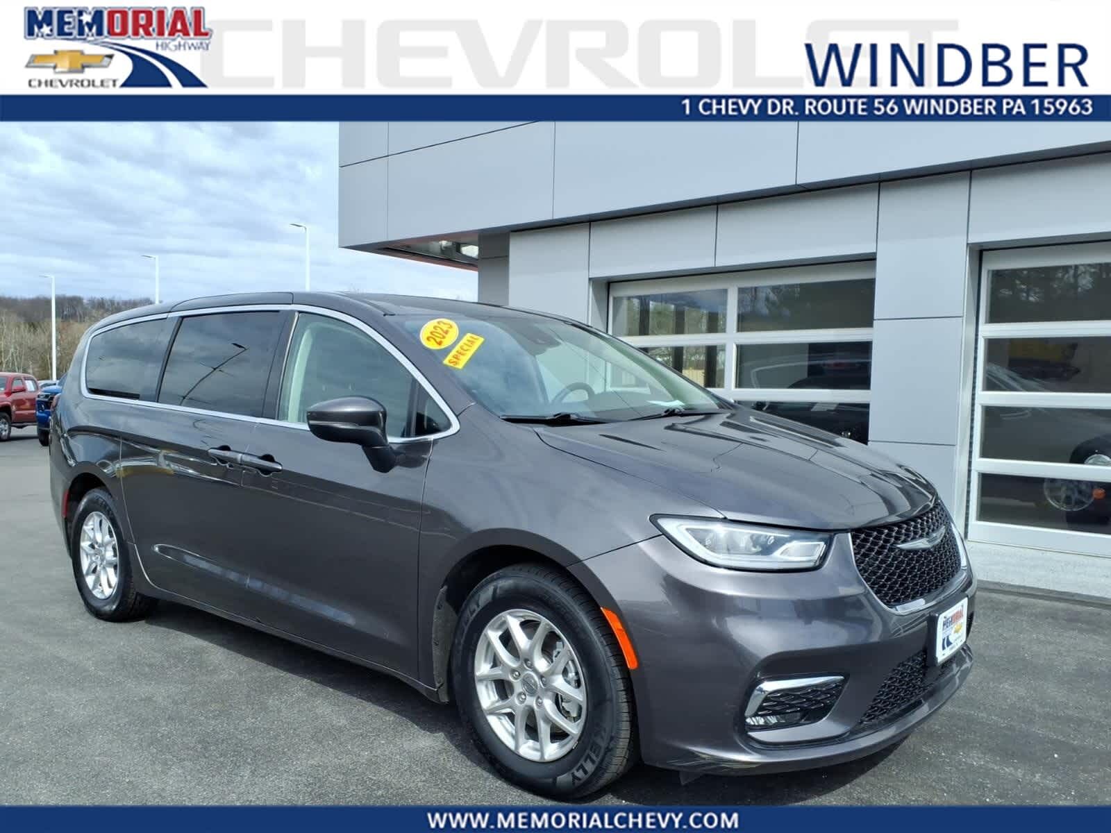 2023 CHRYSLER Pacifica