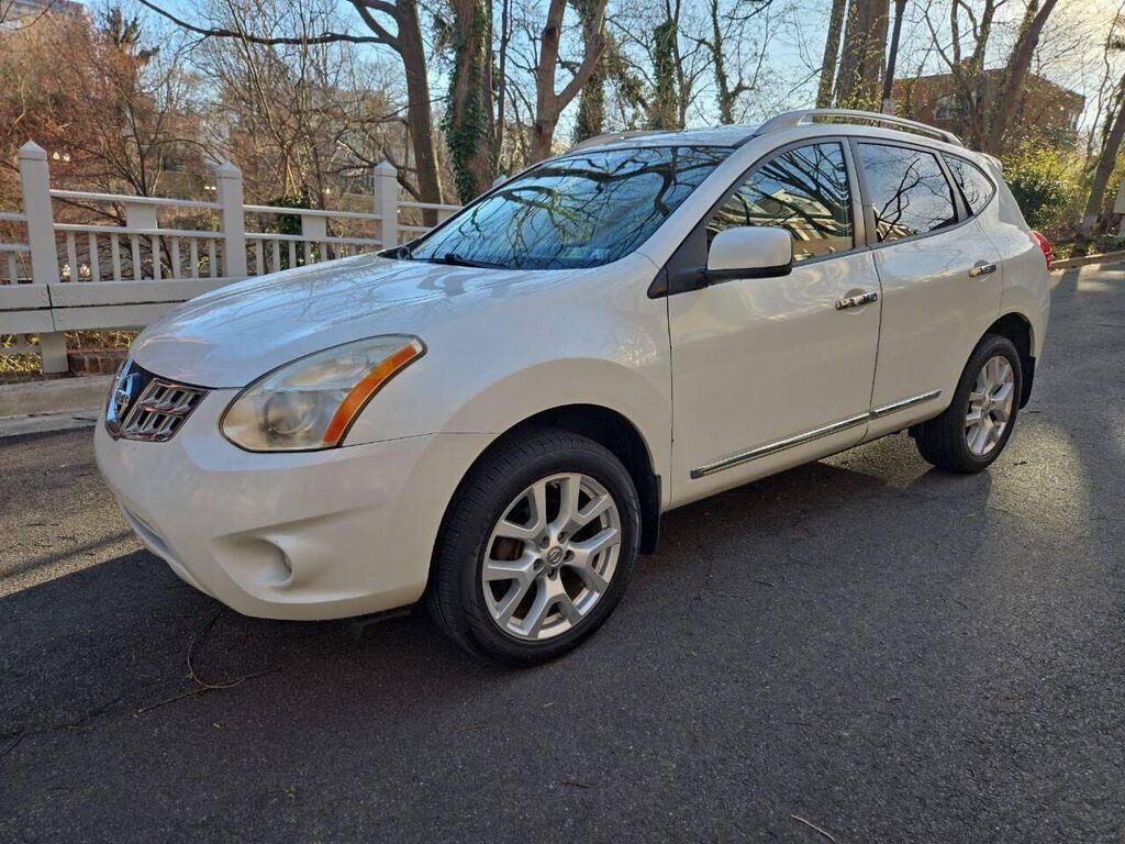 2011 NISSAN Rogue