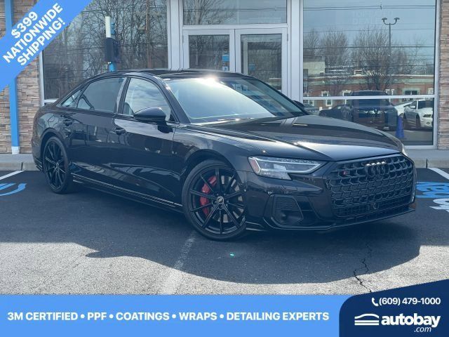 2023 AUDI S8