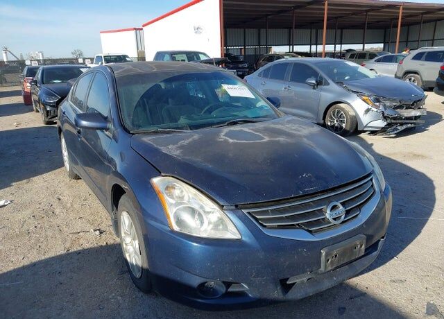 2010 NISSAN Altima