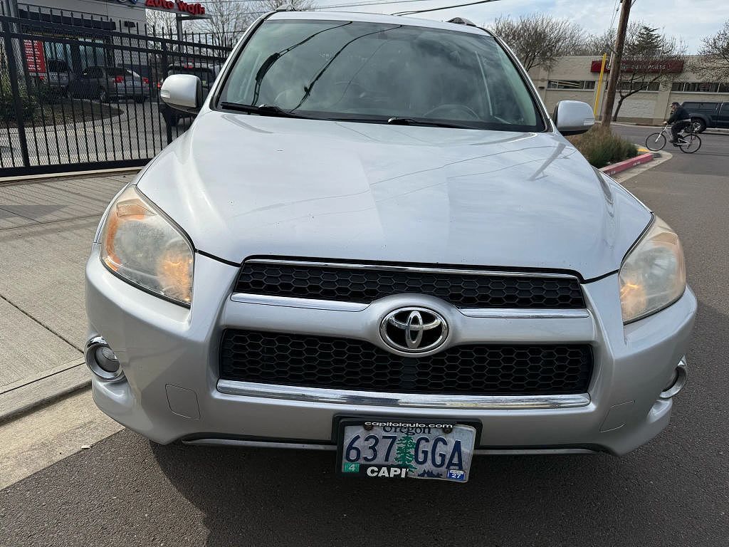 2011 TOYOTA RAV4