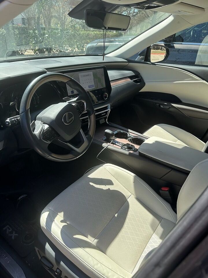 2023 LEXUS RX